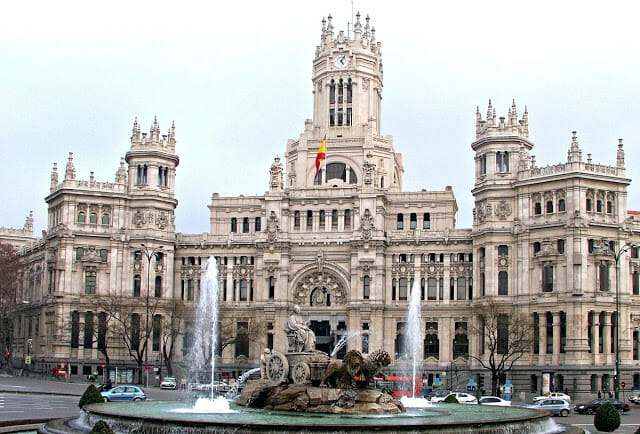 10 měst, která byste měli ve Španělsku navštívit